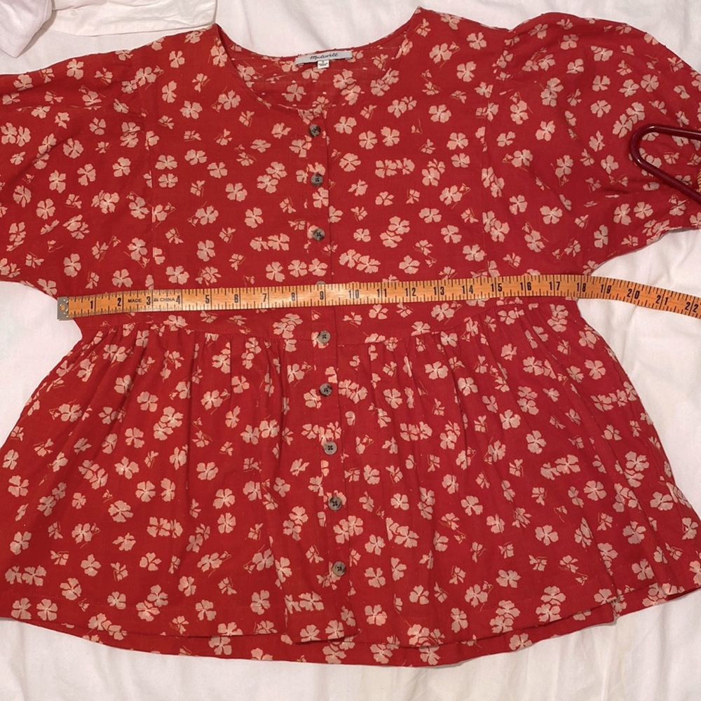 Madewell Red Floral Button-Front Peplum Top - Picture 6 of 7